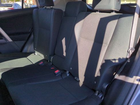 Used 2016 Toyota RAV4 LE image 25