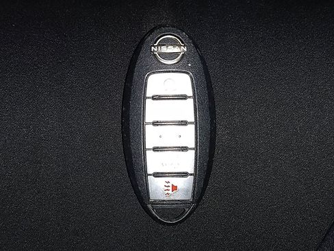 Used 2024 Nissan Altima 2.5 SV image 32