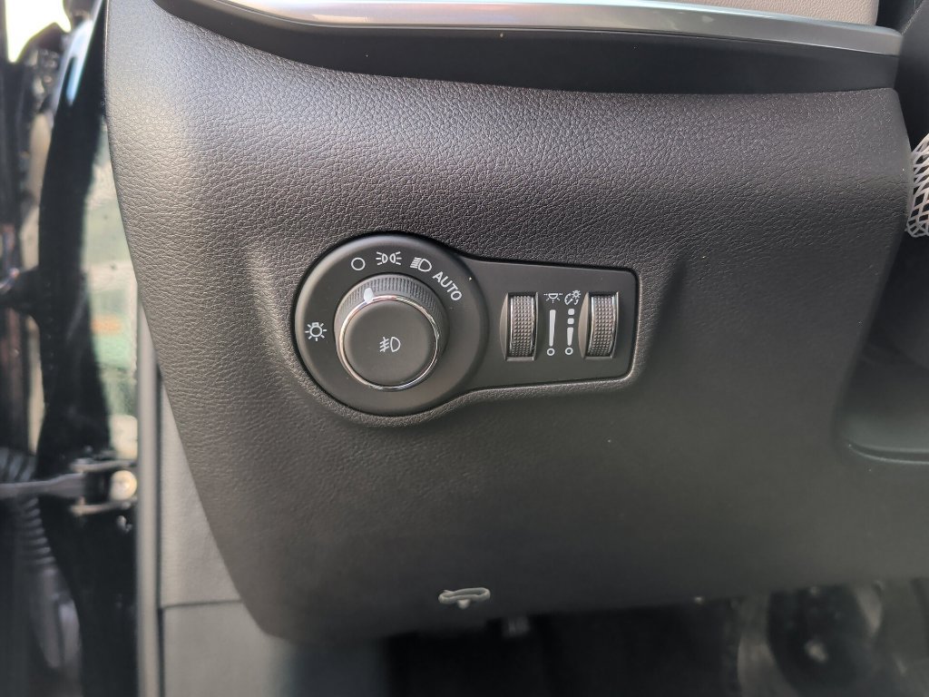 New 2026 Jeep Compass Limited AWD/4WD image 23
