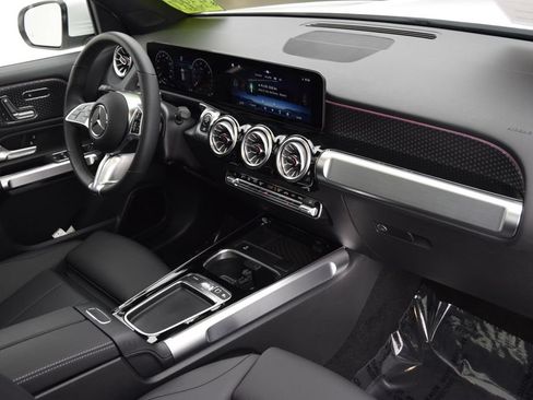 Certified 2026 Mercedes-Benz GLB 250 image 13