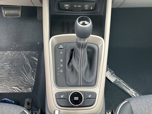 New 2026 Hyundai Venue SEL image 20