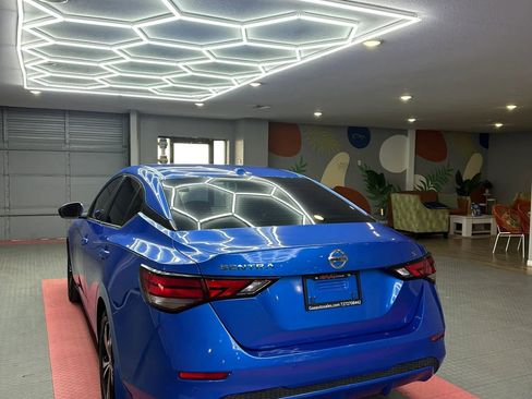 Used 2021 Nissan Sentra SV image 4