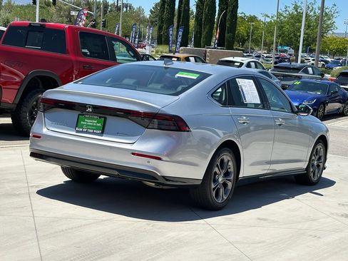 Used 2025 Honda Accord EX-L image 7