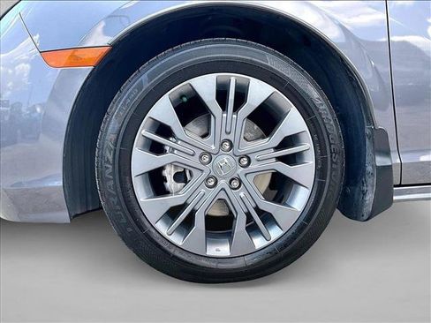 Used 2025 Honda Odyssey Touring image 10