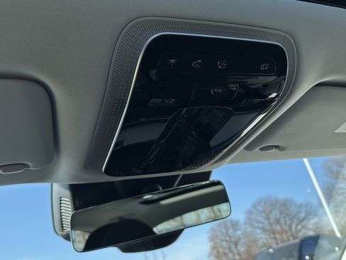 Used 2024 Mercedes-Benz E 450 4MATIC Sedan image 28