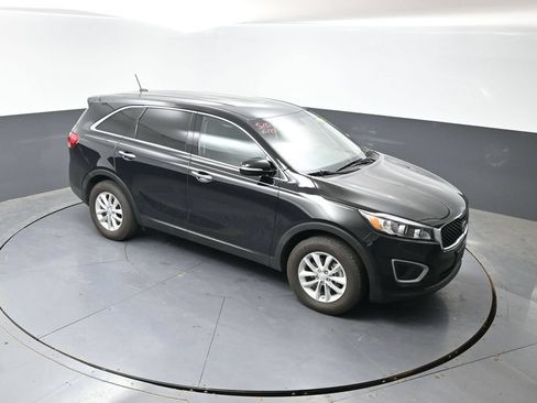 Used 2017 Kia Sorento L FWD image 15