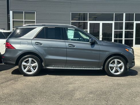 Used 2017 Mercedes-Benz GLE 350 image 3