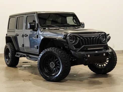 Used 2024 Jeep Wrangler Unlimited Sport AWD/4WD image 4