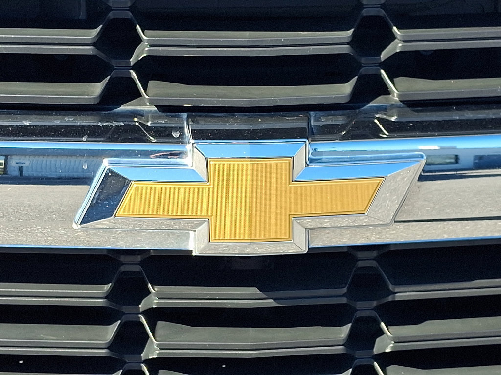 Used 2018 Chevrolet Silverado 1500 LT w/ All Star Edition AWD/4WD image 36
