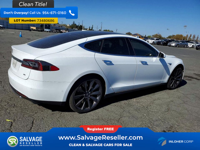 Used 2015 Tesla Model S 85 RWD image 4