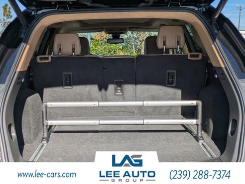 Used 2017 Cadillac XT5 Platinum w/ Driver Assist Package image 10