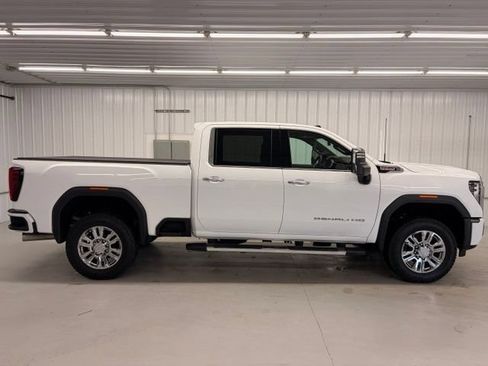 Used 2026 GMC Sierra 3500 Denali w/ Denali Reserve Package AWD/4WD image 6
