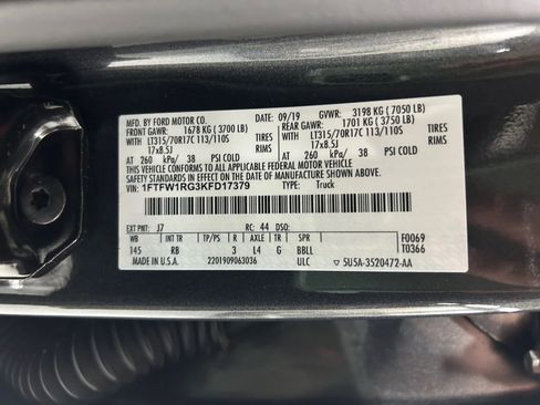 Used 2019 Ford F150 Raptor w/ Equipment Group 802A Luxury image 34