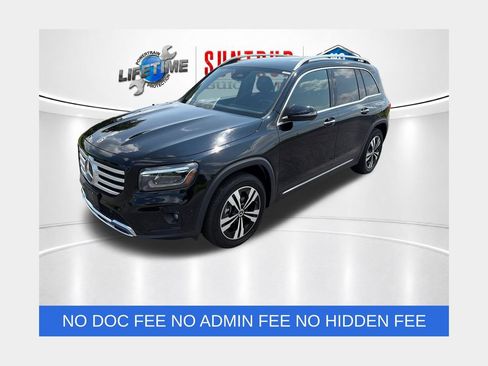 Used 2025 Mercedes-Benz GLB 250 image 1