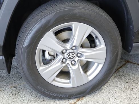 Used 2023 Toyota RAV4 XLE w/ Convenience Package AWD/4WD image 14