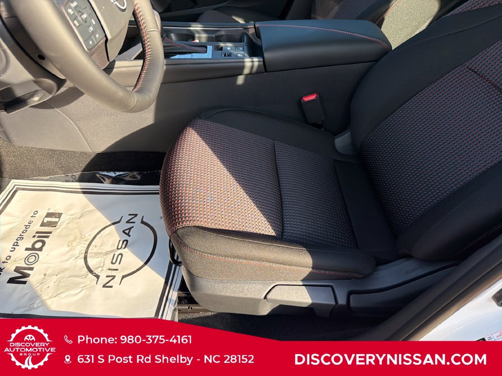 New 2026 Nissan Sentra SR FWD image 12