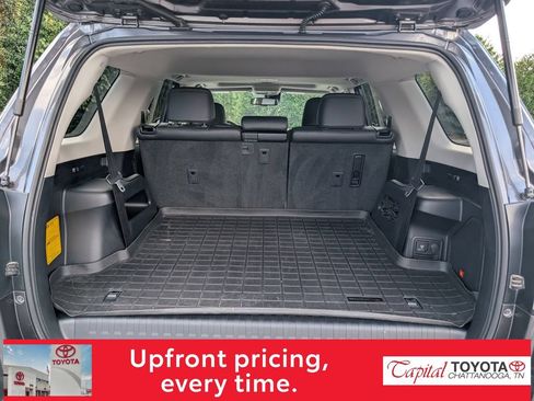 Used 2020 Toyota 4Runner Limited RWD image 10