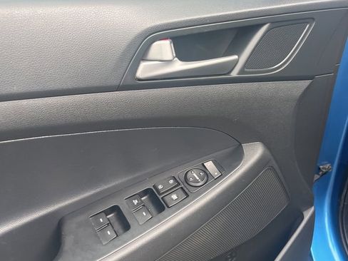 Used 2018 Hyundai Tucson Value FWD image 5