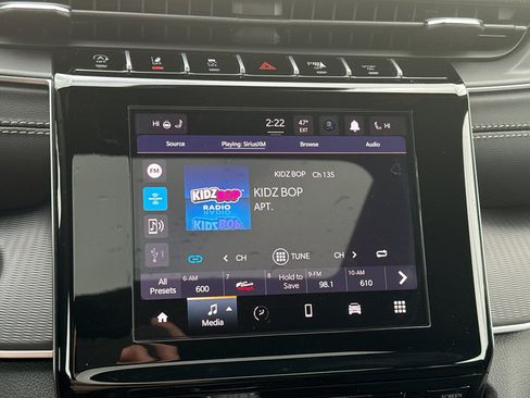 New 2025 Jeep Grand Cherokee Altitude w/ Trailer Tow Package image 17