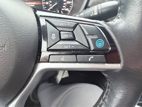 Used 2024 Nissan Altima 2.5 SV w/ SV Premium Package image 24