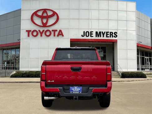 New 2025 Toyota Tacoma SR5 image 9
