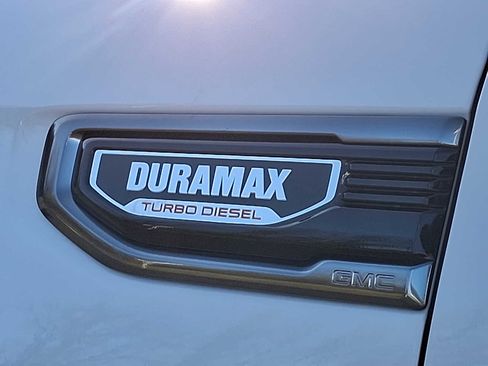 Used 2025 GMC Sierra 1500 AT4 w/ AT4 Premium Package image 31