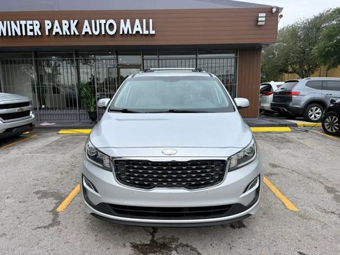 Used 2019 Kia Sedona EX FWD image 2