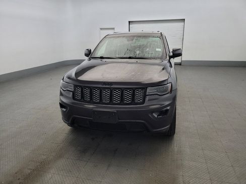 Used 2021 Jeep Grand Cherokee Laredo X AWD/4WD image 15