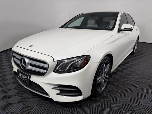 Used 2017 Mercedes-Benz E 300 4MATIC image 1