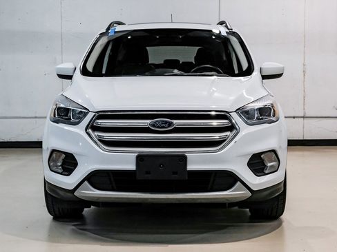 Used 2019 Ford Escape SEL image 8