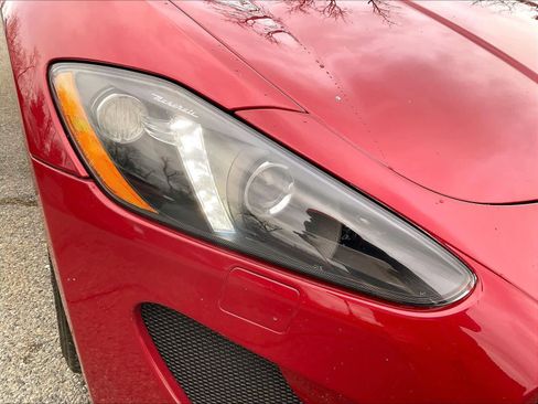 Used 2014 Maserati GranTurismo Sport image 28