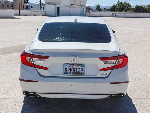 Used 2020 Honda Accord Touring image 5