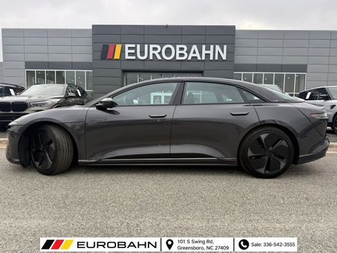 Used 2024 Lucid Air Touring AWD/4WD image 2