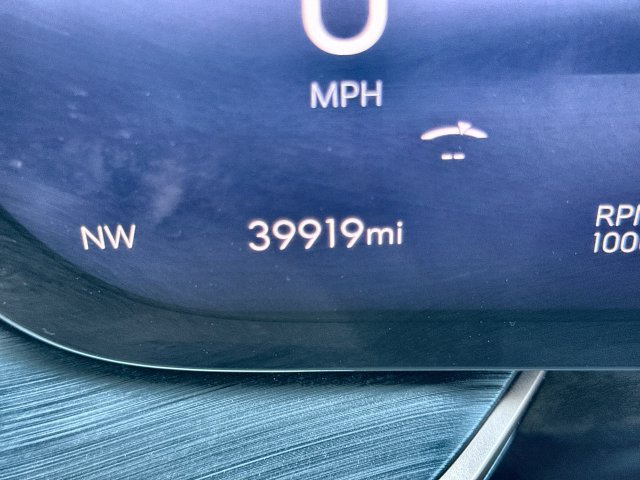 Used 2024 Buick Envision Sport Touring AWD/4WD image 15