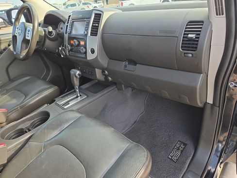 Used 2019 Nissan Frontier PRO-4X w/ Pro-4x Luxury Package AWD/4WD image 43