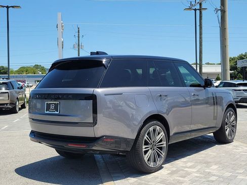 New 2026 Land Rover Range Rover SE AWD/4WD image 5