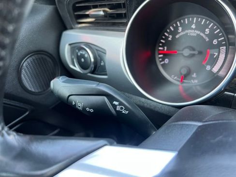 Used 2023 Ford Mustang Premium RWD image 33