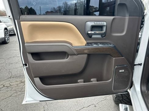 Used 2019 GMC Sierra 2500 Denali w/ Duramax Plus Package image 11