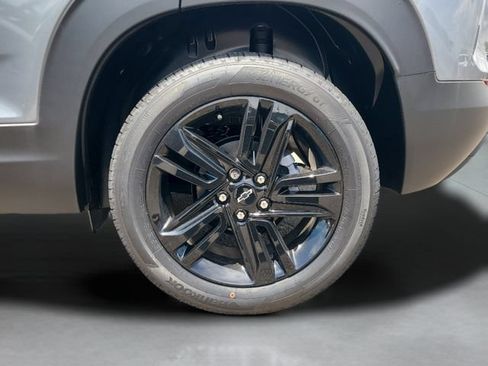 New 2026 Chevrolet TrailBlazer LT w/ Midnight Edition FWD image 35