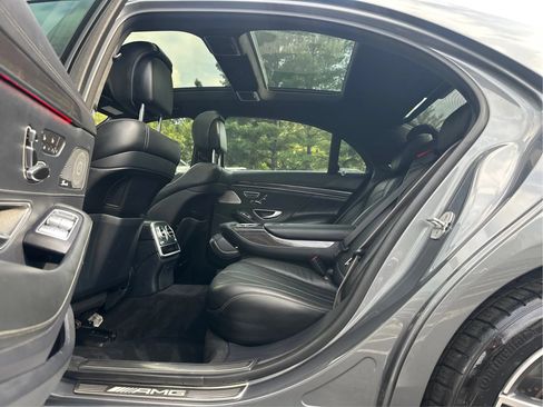 Used 2017 Mercedes-Benz S 63 AMG 4MATIC Sedan image 13