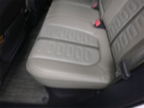 Used 2022 Rivian R1T Launch Edition image 21