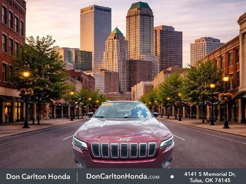 Used 2022 Jeep Cherokee Latitude Lux AWD/4WD image 2