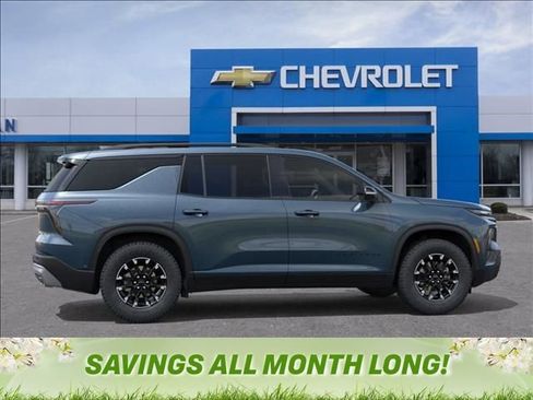 New 2026 Chevrolet Traverse Z71 w/ Driver Confidence Package image 5