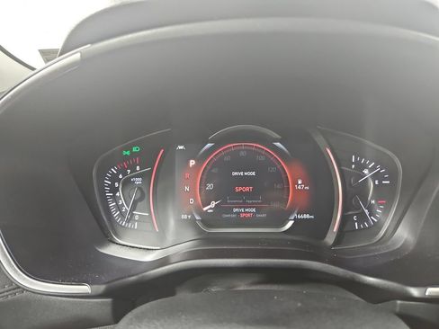 Used 2020 Hyundai Santa Fe SEL w/ Cargo Package FWD image 16