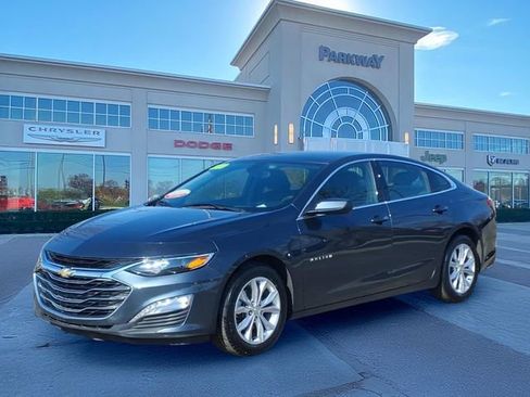 Used 2020 Chevrolet Malibu LT image 1