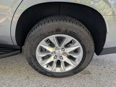 Used 2025 Chevrolet Tahoe Premier image 11