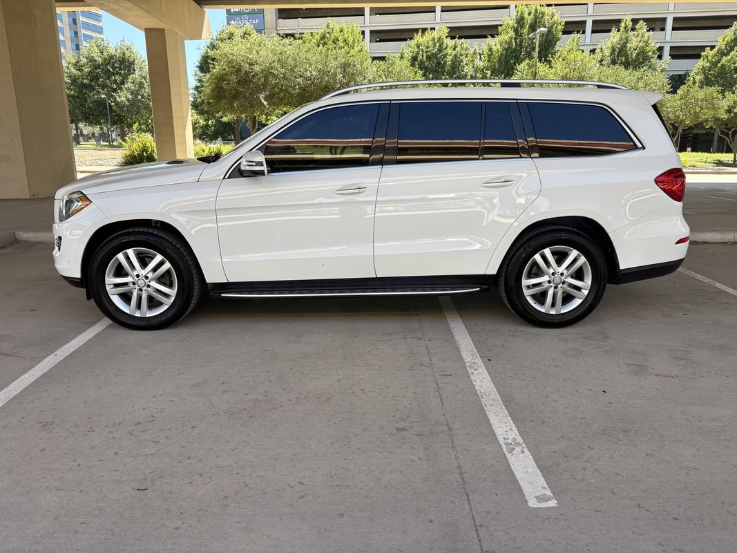 Used 2015 Mercedes-Benz GL 450 4MATIC image 9