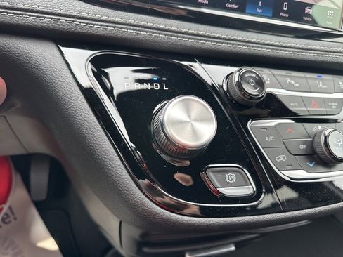 New 2026 Chrysler Pacifica Select image 74