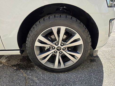 Used 2021 Ford Expedition Platinum RWD image 20