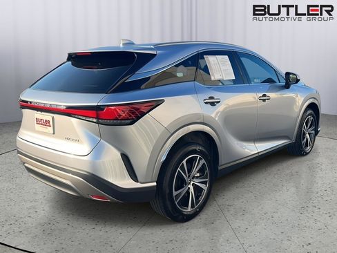 Certified 2025 Lexus RX 350 Premium w/ Accessory Package (Z1) image 6